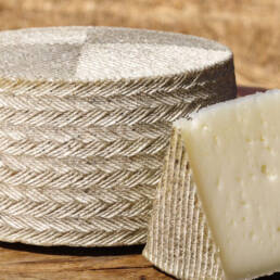 Queso de oveja ecol&oacute;gico de la Finca Fuentillezjos